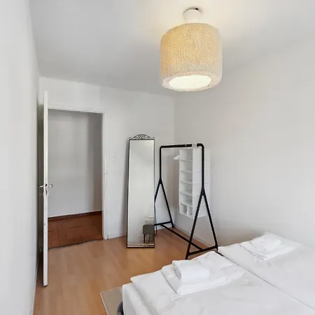 Apartment Charming And Comfortable *